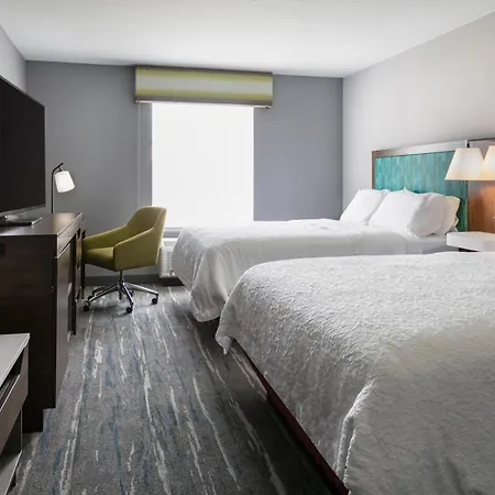 Hampton Inn & Suites Grafton-3